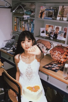 美女直播全婐APP免费